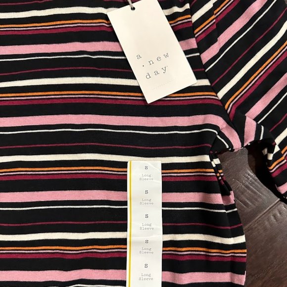 A New Day Women's Purple Black Striped Long Sleeve T-Shirt Size S - Picture 2 of 3